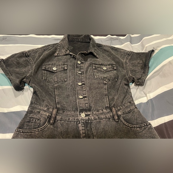 Stylish Black Denim Jumpsuit - Picture 3 of 5